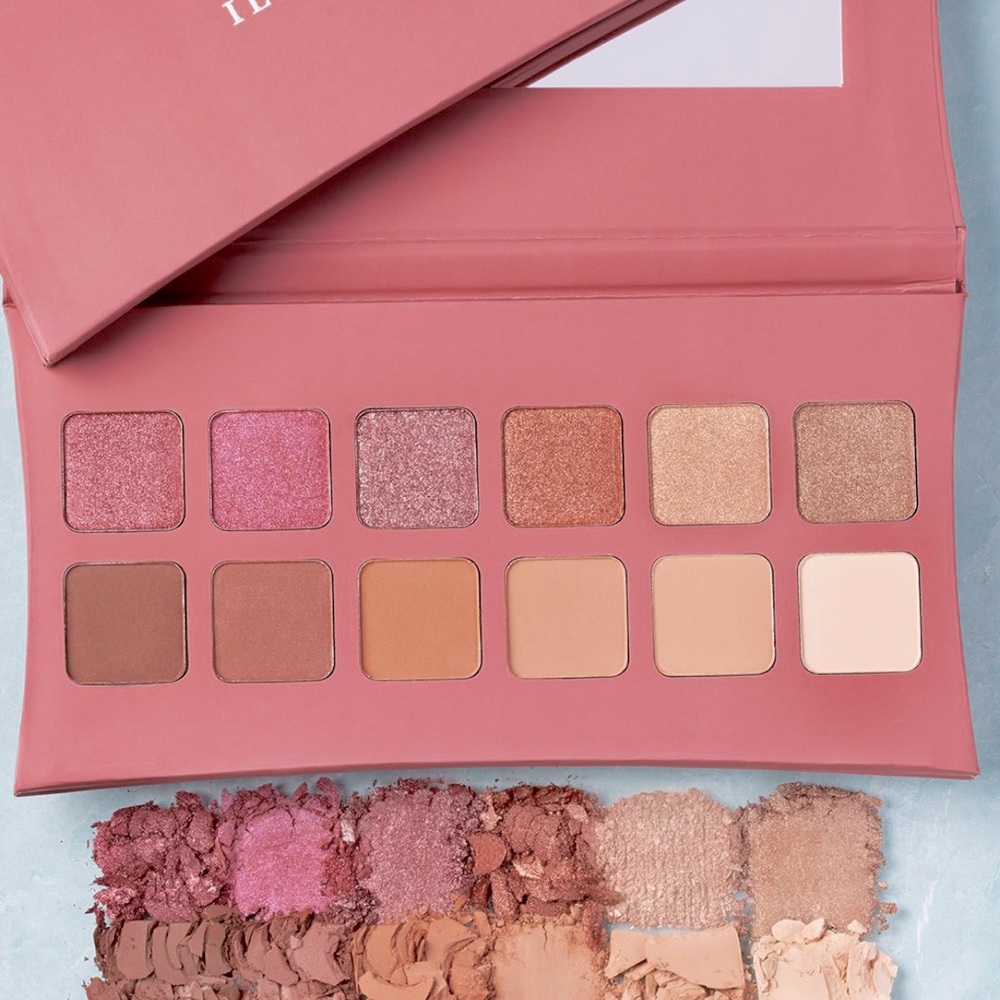 Illamasqua Unveiled Artistry Palette